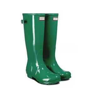 SOLD Hunter Women’s Tall Green Gloss Rainboot